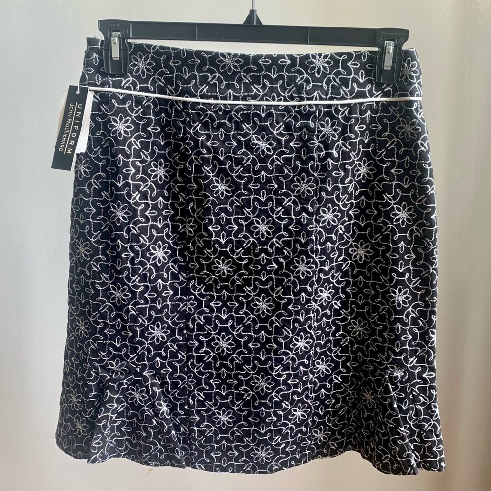 UNIFORM JOHN PAUL RICHARD WOMEN’S SKIRT